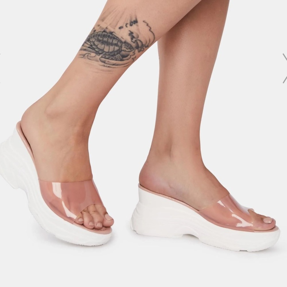 ☀️ Catch A Wave Wedge Sandal